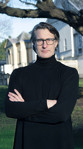 Dr. Michael Bloomfield